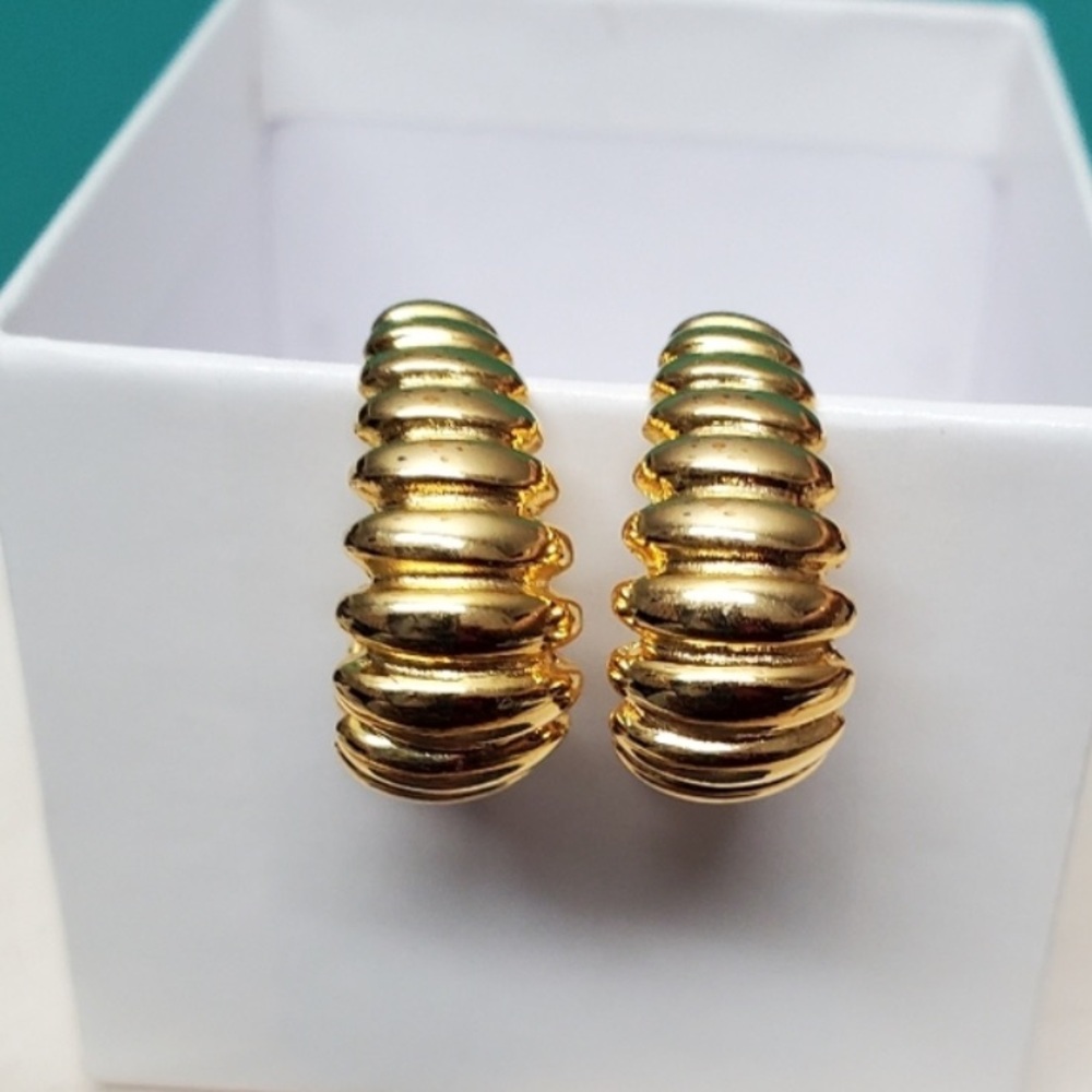 14K Solid Gold Post Hoop Earrings